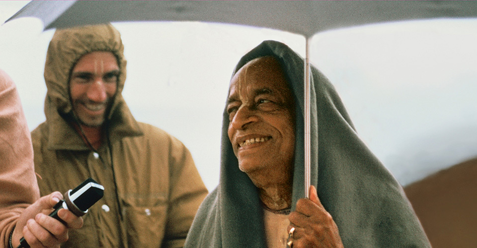 Jagad Guru Siddhaswarupananda Paramahamsa and AC Bhaktivedanta Swami Prabhupada
